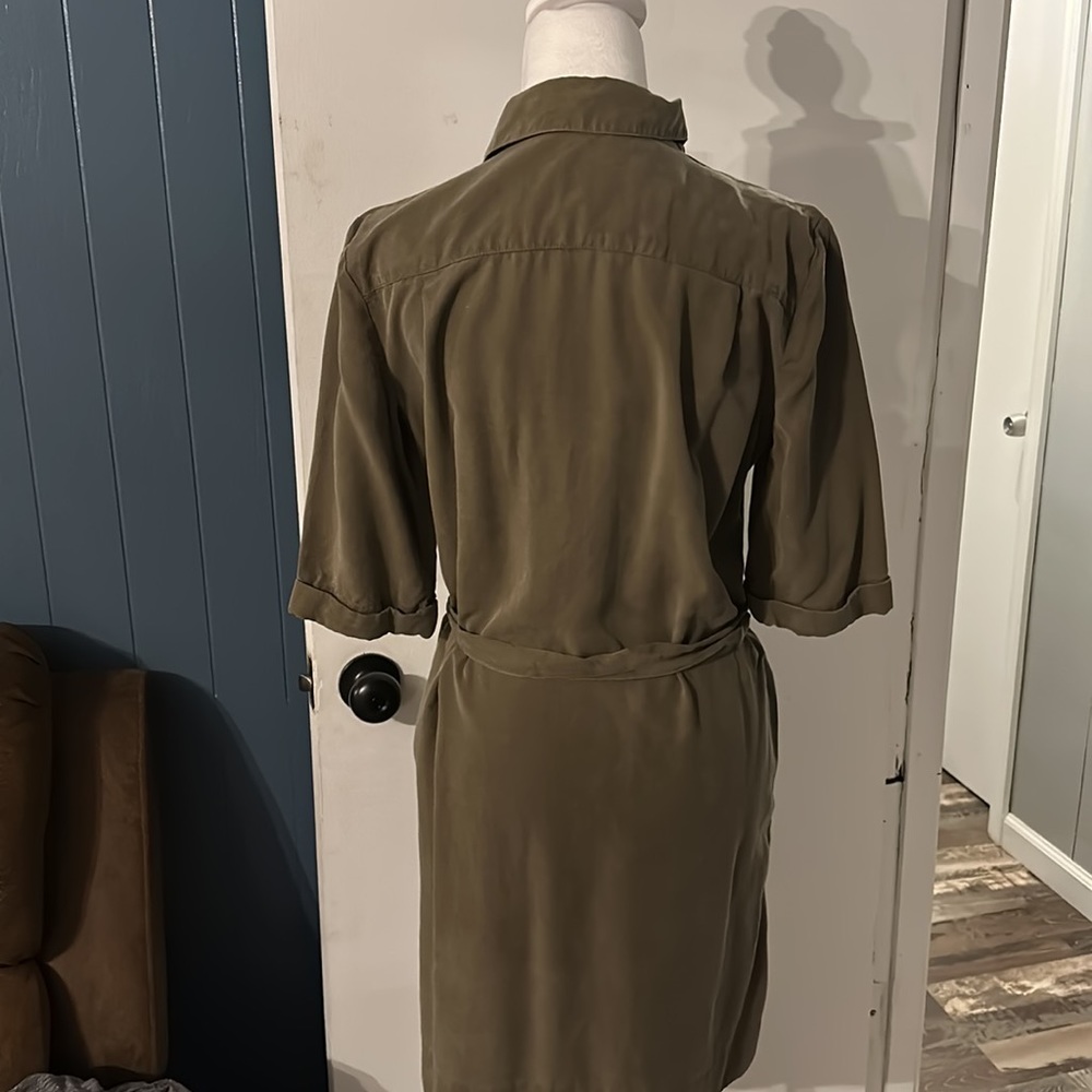 The Loft Olive Green Rounded Side Splits Hem With… - image 4